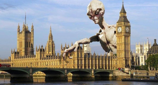 Giant Alien