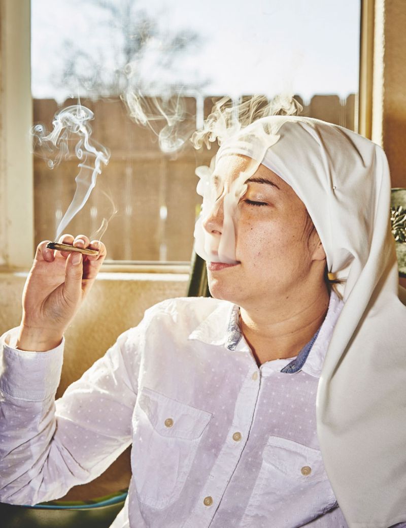 monahini-i-marihuana_10